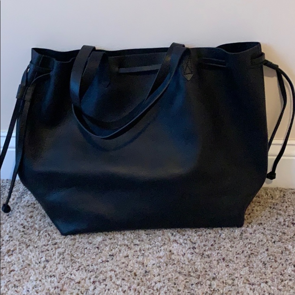 NWT Madewell Drawstring Transport Tote in Black